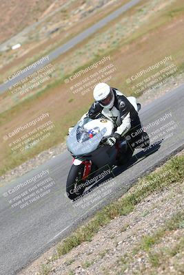 media/Apr-23-2023-TrackXperience (Sun) [[90816c9ee1]]/Level 2/session 2 turn 11/